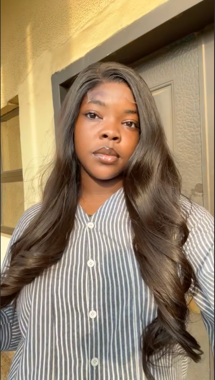 24” 250g single donor natural straight paired with 26” 5x5 HD lace —